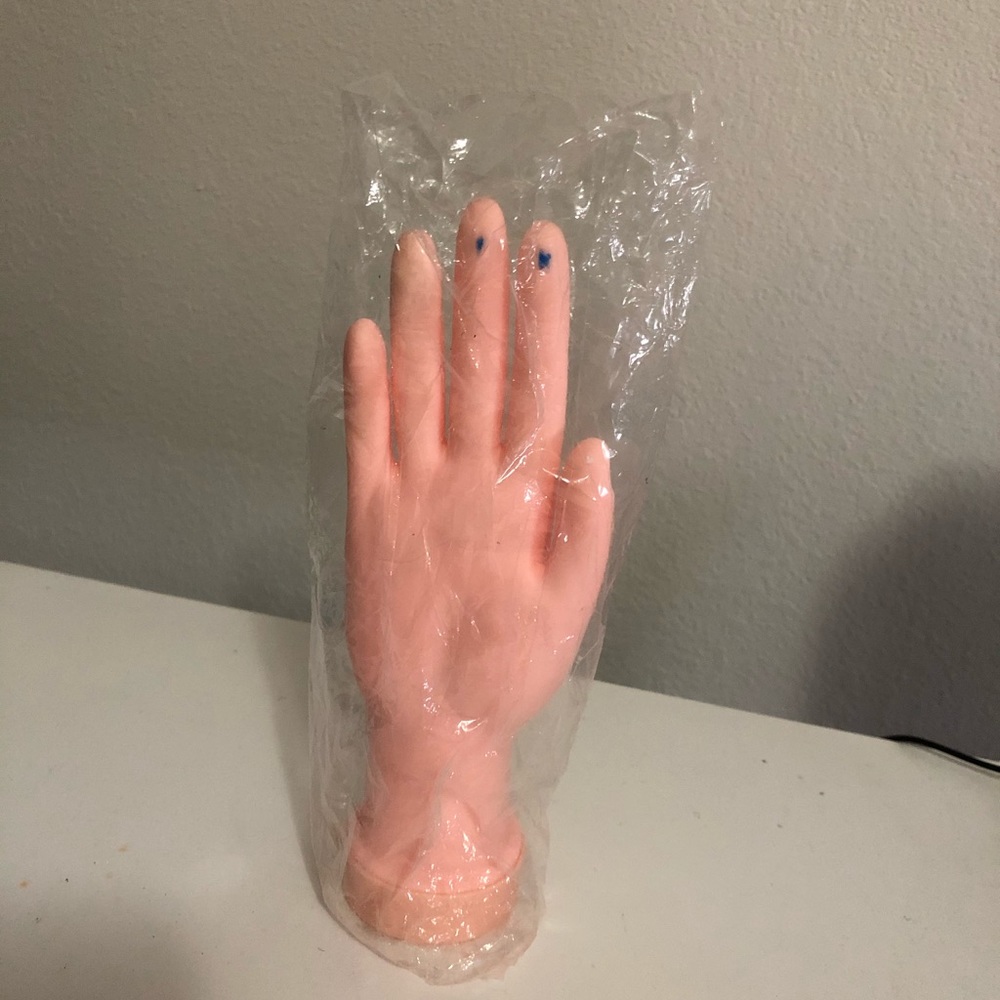 Mannequin - Picture 4 of 6